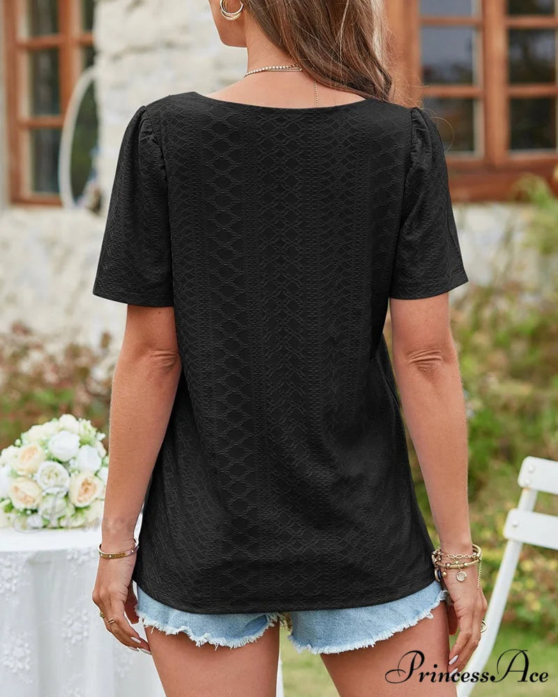 Boxy cutout neck sleeve short tee