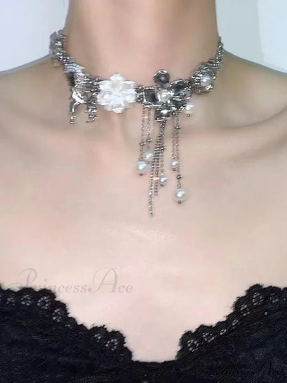 Butterfly Love Pearl Tassel Fashionable Sweet Cool Necklace SILVER