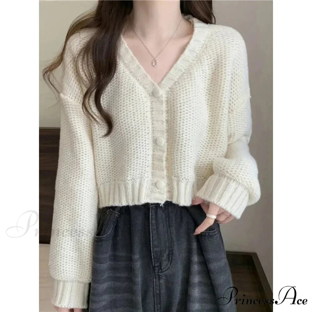 Button-Up V-Neck Charming Informal Knit Cardigan cardiagn-250126