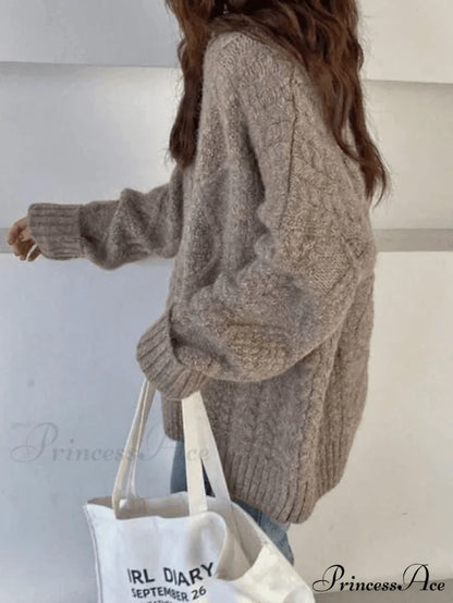 Cable Knit Graceful Cropped Sweater