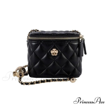 Camellia Diamond Chain Bucket Crossbody crossbody-250126