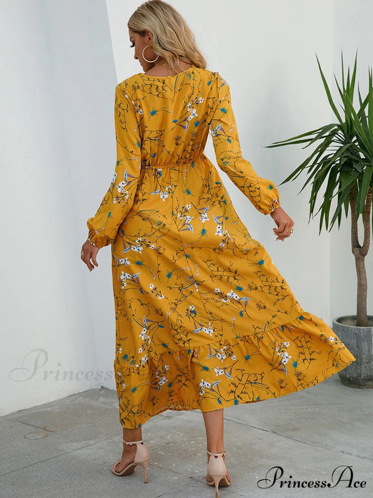 Casual Coastal Long Bohemian Flowered Dress M / WHITE