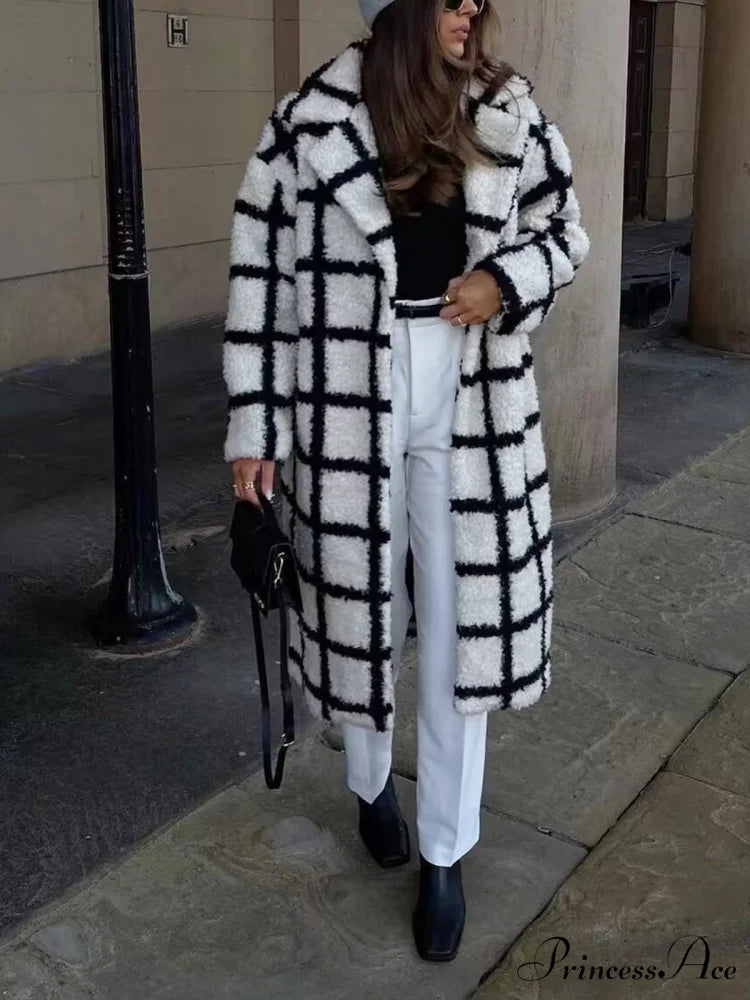 Checkered Button Graceful Sherpa Jacket Black / S