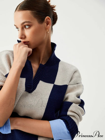 Checkered Open Graceful Collar Sweater