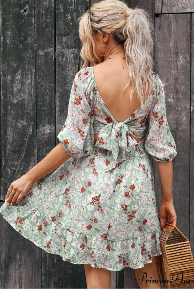 Chiffon with Word Flowered Ruffled Gown Collar M / GRAY