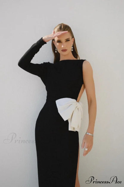 Chloe One Shoulder Charming Bow Detail Dress