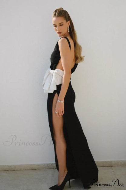 Chloe One Shoulder Charming Bow Detail Dress