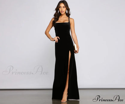 Christina Lace-Up Stylish Back Velvet Dress BLACK / XS