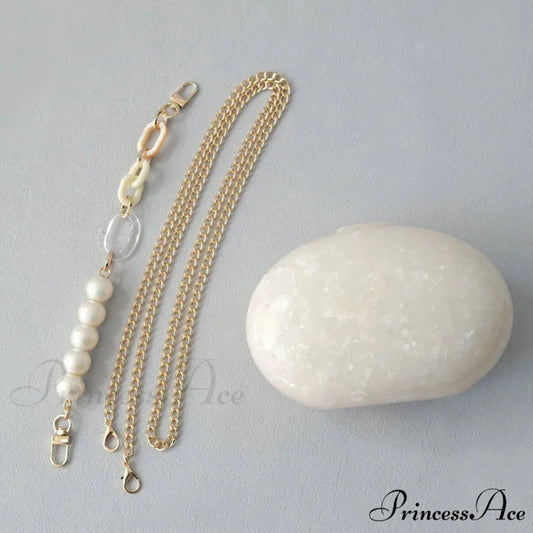 Circular Acrylic Celebration Clutch Wristlet Two Chains wristlet-250126