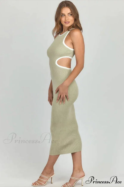Claudia Elegant Midi Dress