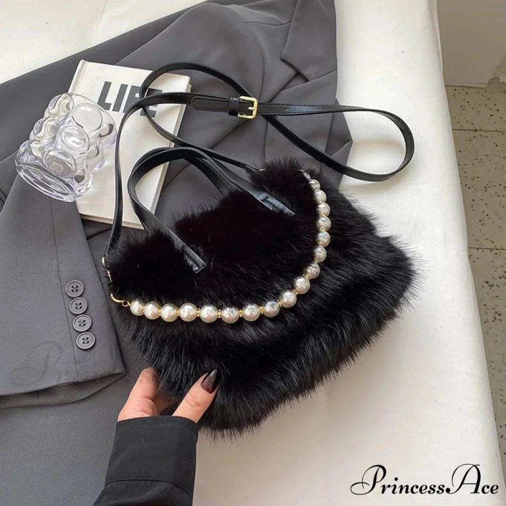 Cold Faux Fur Crossbody Pearl Chain Decor Purse Black / 22x17x9cm handbag-250126