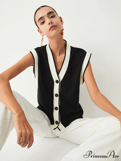 Contrast Trim Graceful Sweater Vest Black / XS