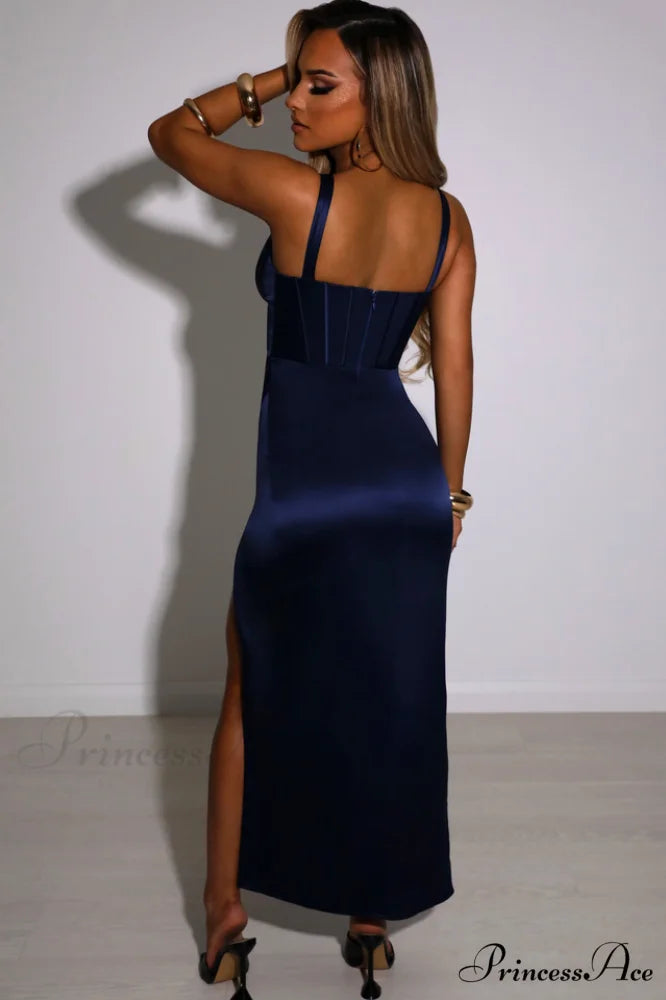 Cordelia Elegant Maxi Dress