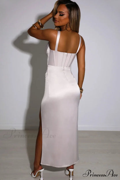 Cordelia Elegant Maxi Dress