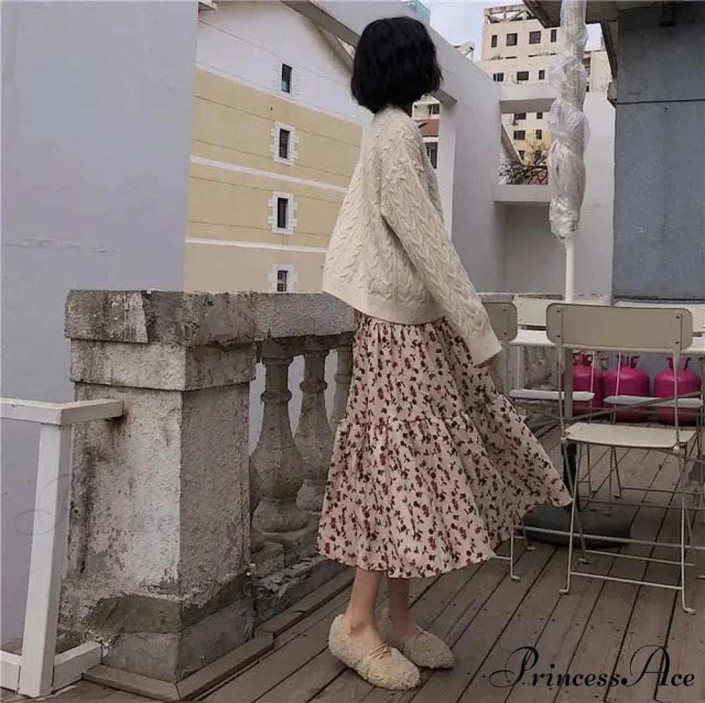 Corduroy High Waist Charming Floral Print Maxi Skirt Beige / S