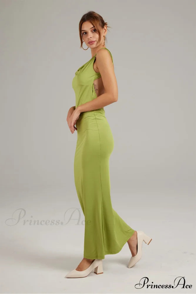 Cowl Neck Backless Pack Hip Dress in Solid Color Green / M