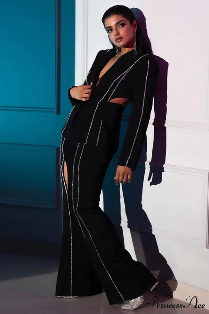 Cut-Out Diamonds Stylish Decorated Set