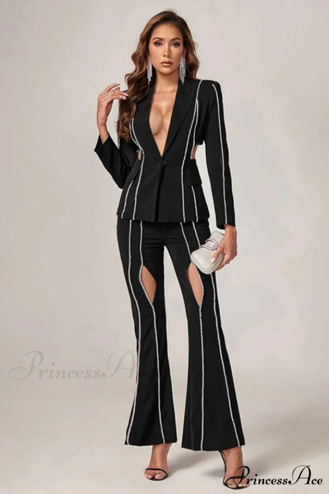 Cut-Out Diamonds Stylish Decorated Set