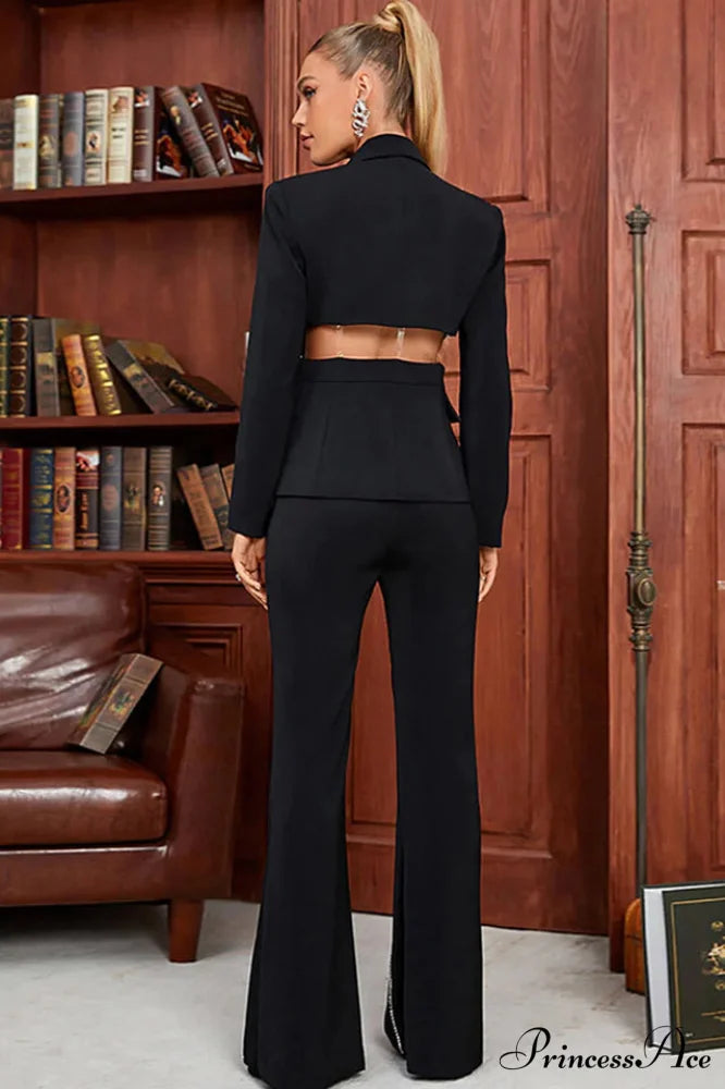 Cut-Out Diamonds Stylish Decorated Set