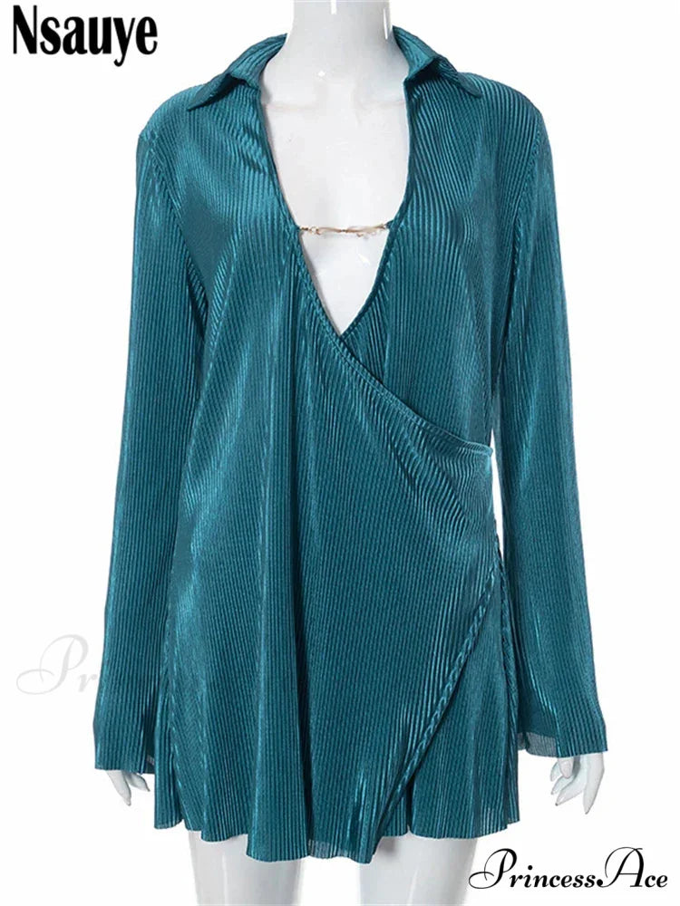 Cut Out Elegant Loose Pleated Mini Dress