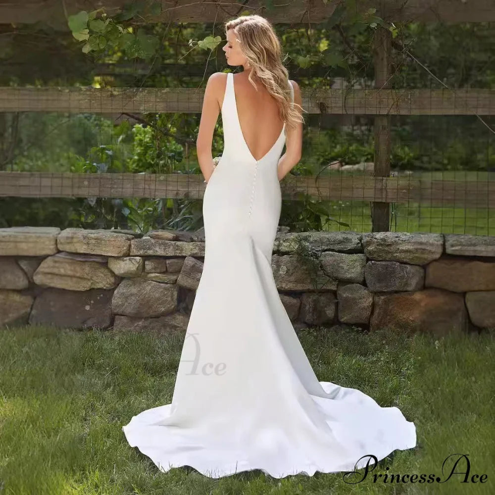 Deep-Neck Silk Mermaid Bridal Wedding Gown weddingdress-250223