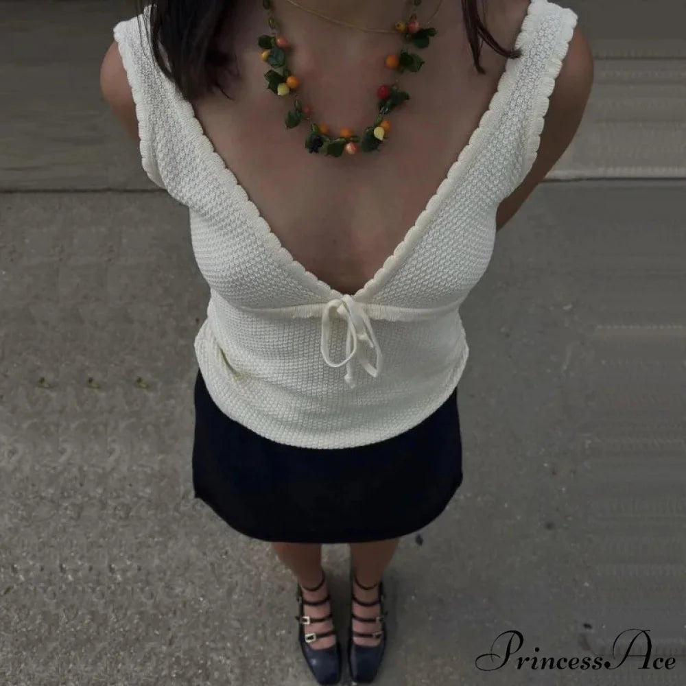 Deep V-Neck Stylish White Seam Top