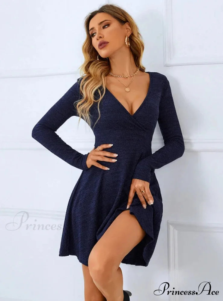 DEEP V SLIM DRESS - LONG SLEEVE