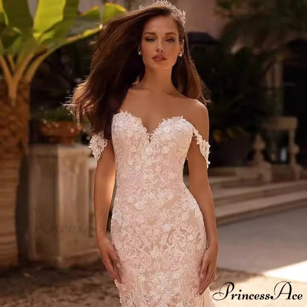 Delicate Mermaid Outdoor Wedding Gown weddingdress-250223