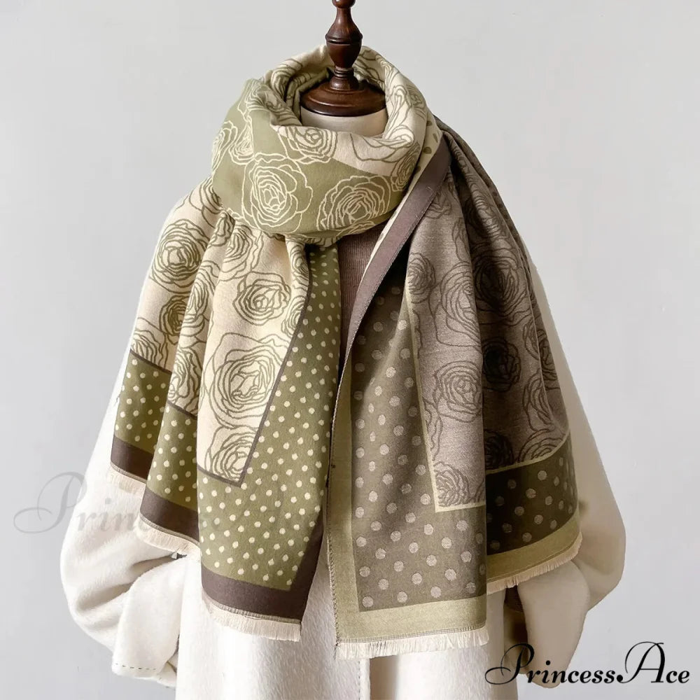 Dense Cover Cashmere Pattern Scarf green scarf-241228