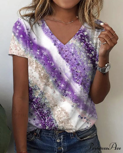 Design Gradient Neck V T-shirt