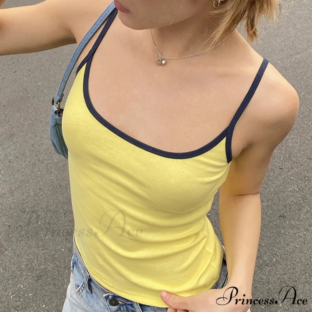 Differentiate Border Scoop Crop Top yellow / S croptop-250223