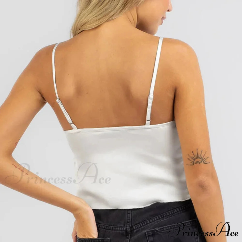 Divided Hem Gathered V-Neck Crop Top croptop-250223