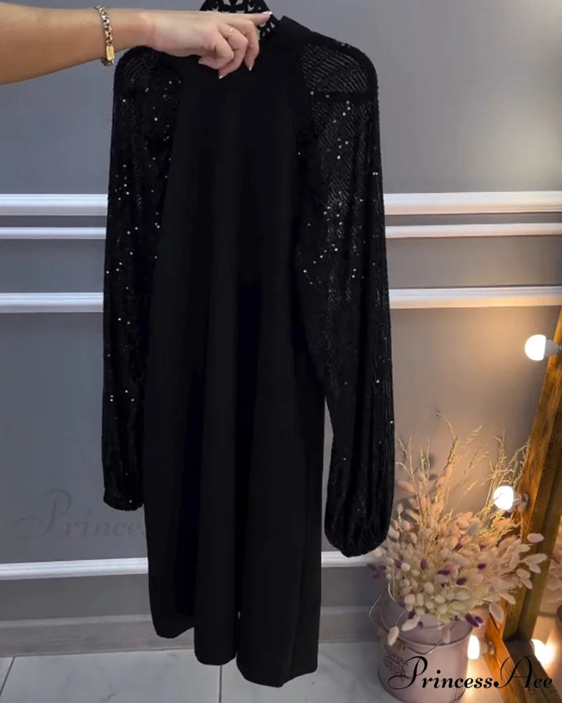 Dress with Patchwork Sleeves in Solid Color