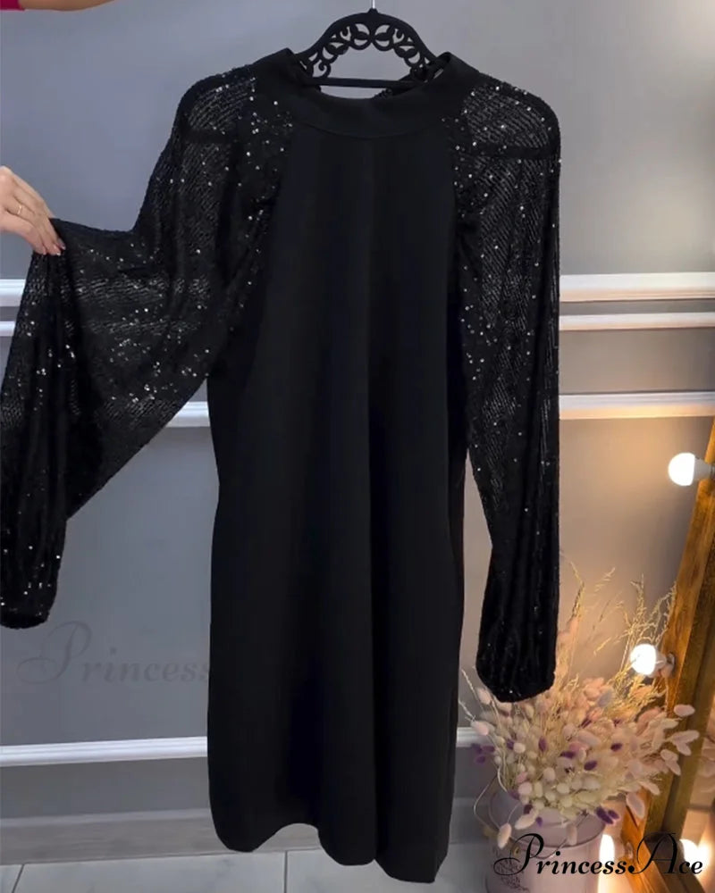 Dress with Patchwork Sleeves in Solid Color Black / S