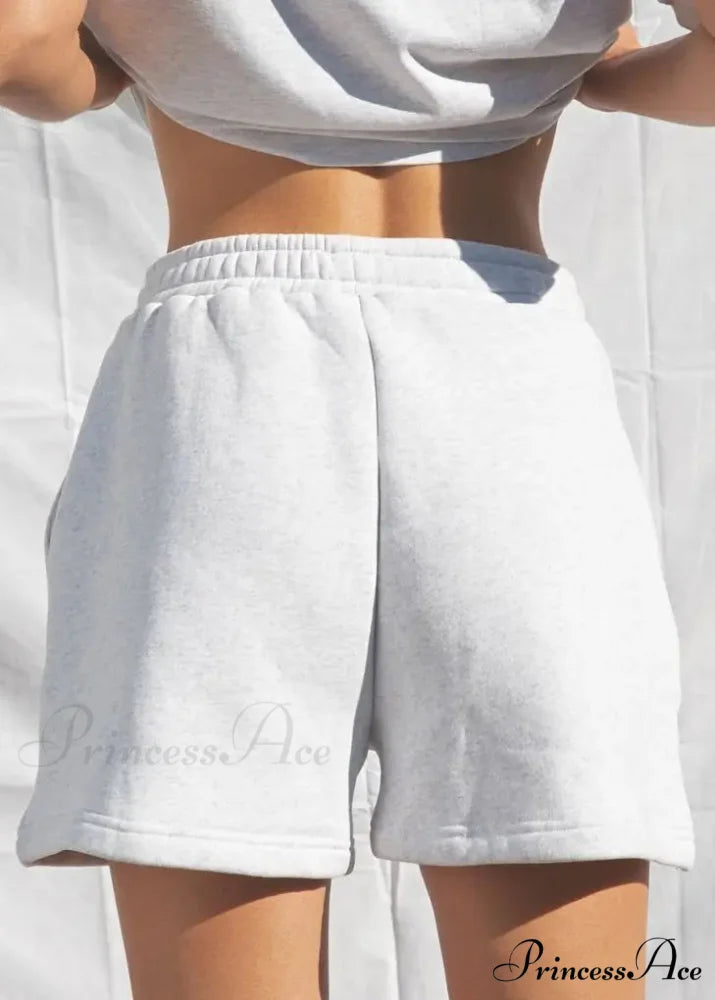 Durable Broad Leg Slant Pocket Short short-250223