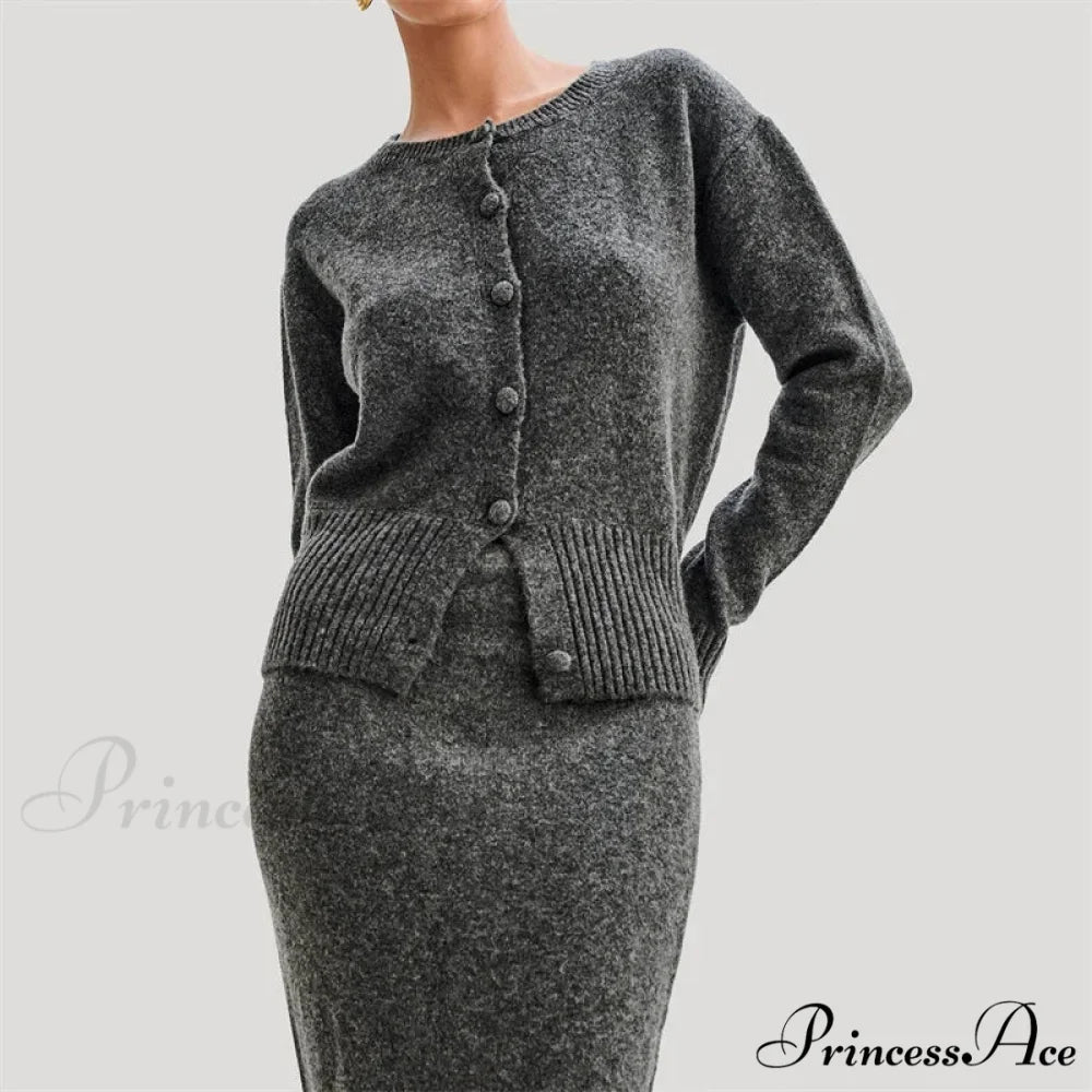 Durable Circular Neck Solo Buttoned Turn-of-the-Century Style Knitted Cardigan GRAY / S cardiagn-250126