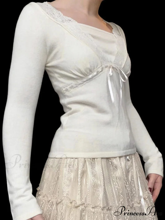 Durable Lace Trim Plunging Neckline Slim Fitted Long Sleeve Knit Top knittop-250126