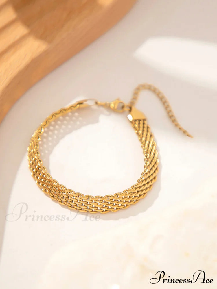 Effortless Charming Bracelet Gold / One Size