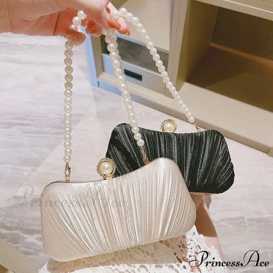 Elegant Dinner Pouch Wristlet wristlet-250126