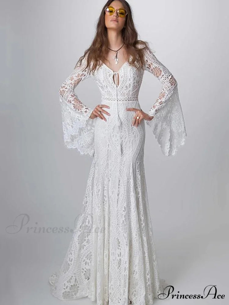 Elegant Lace Hollow Flared Sleeves Evening Gown
