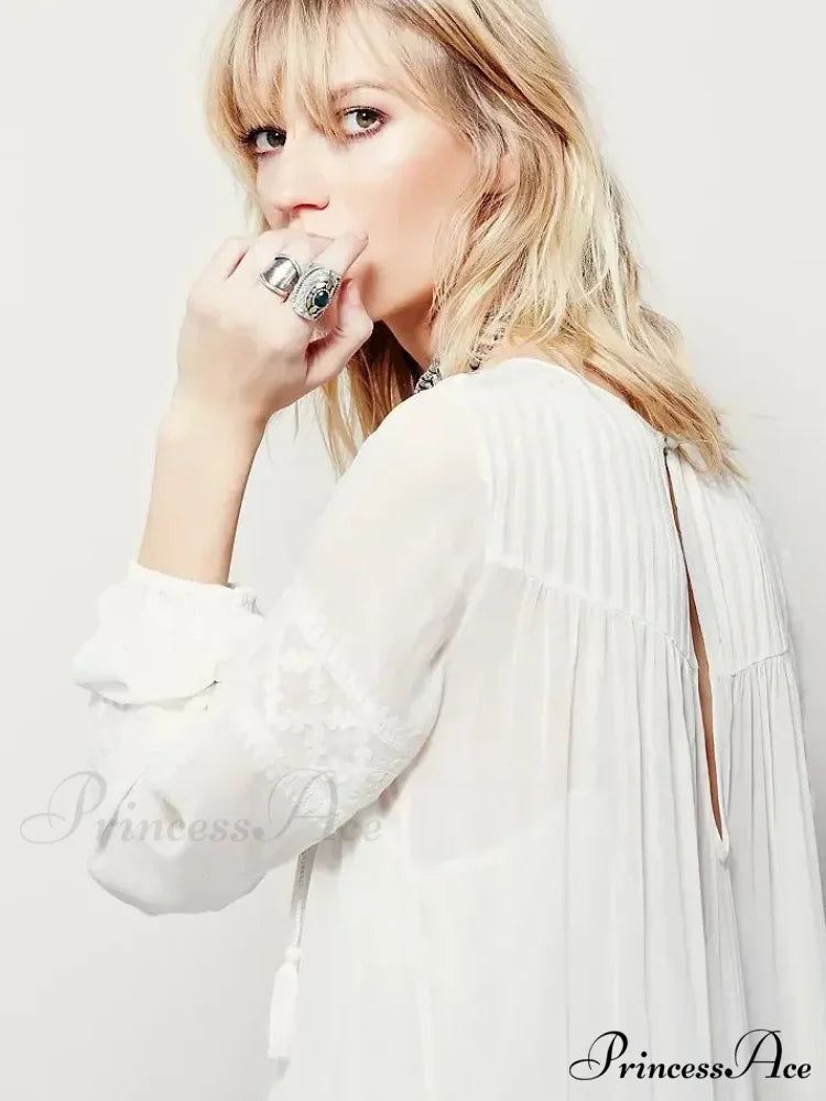 Embroidered Blossom V-neck Separated Mini Bohemian Dress WHITE / S bohodress-250126