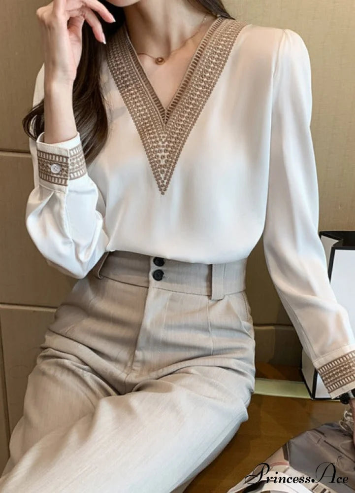 EMBROIDERED BLOUSE - KAILA