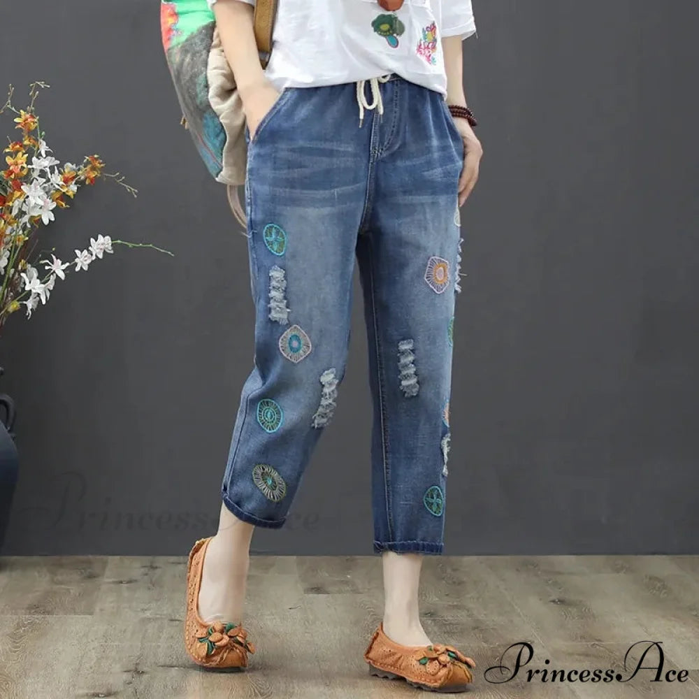 Embroidery Ripped Korean Capris Pants Blue / S 40-45kg