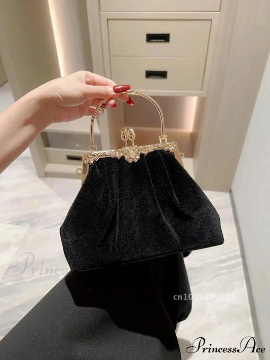 Enigmatic Ebony Velvet Evening Celebration Wedding Clutch Bag Black clutchbag-250126