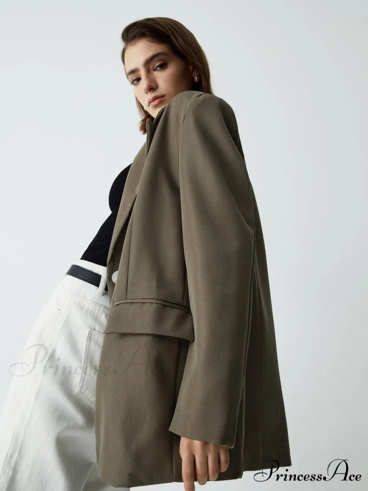 Essential Charming Structured Blazer