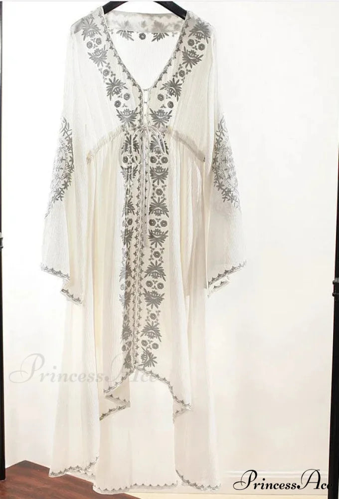 Extended Sleeve Flower Stitched Cotton Bohemian Dress WHITE / S bohocoverup-250126