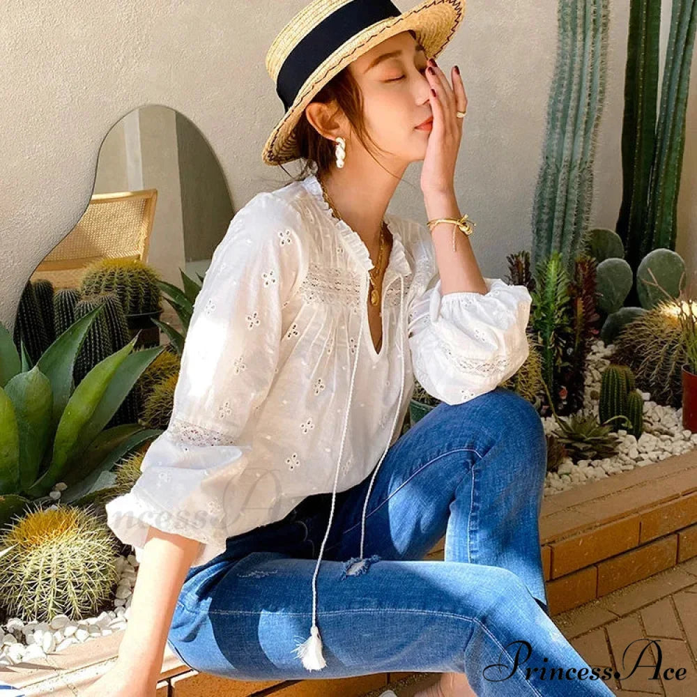 Fabric Flower Stitching Ivory Lace V-Neck Bohemian Top bohoblouse-250126
