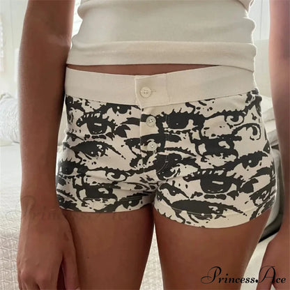 Fabric Pattern Button Sweatshort Black / S short-250223