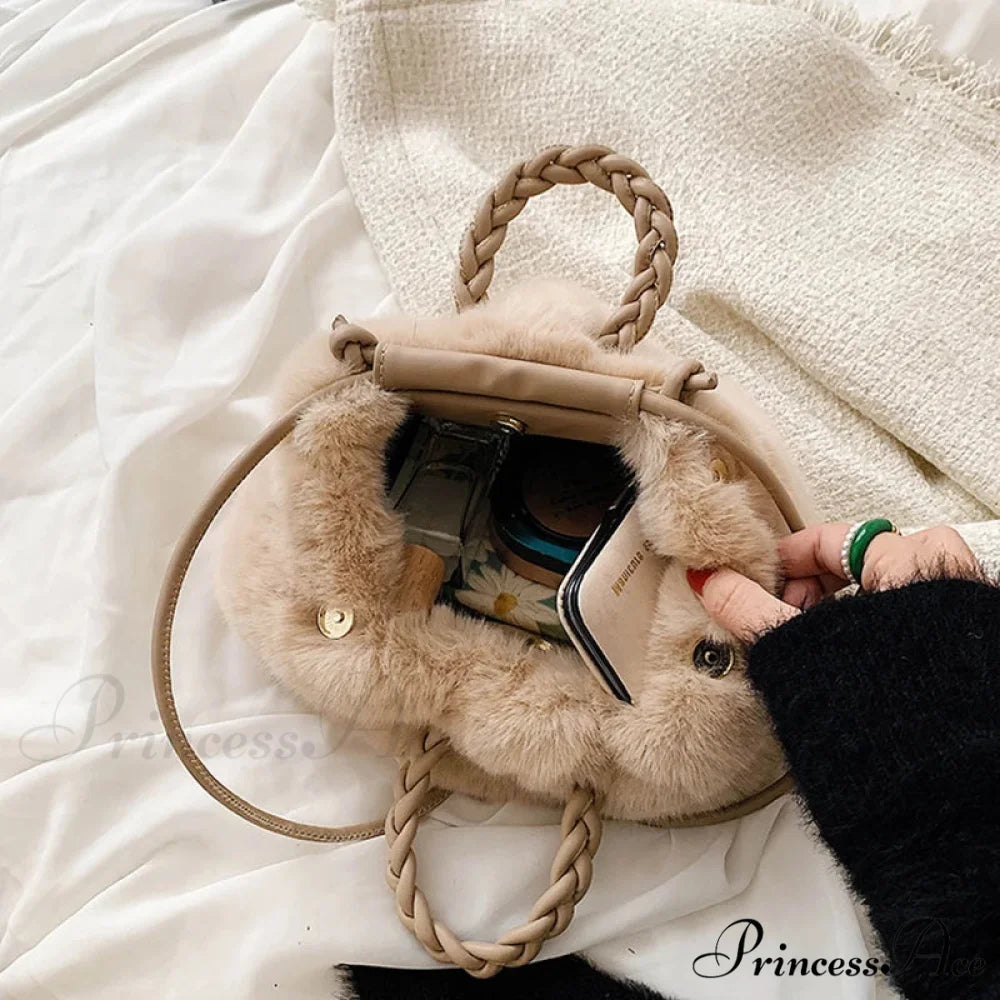 Fall Winter Artificial Fur Folded Stylish Crossbody Shoulder Purse Modified Title: Fall Winter Artificial Fur Folded