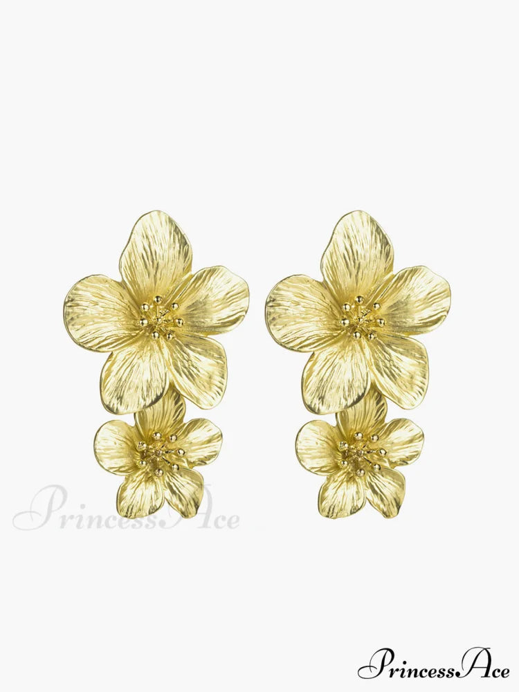 Fashionable Charming Flower-Shaped Earrings Gold / One Size